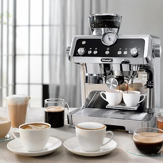 ������ ������ Delonghi La Specialista EC9335.M �� �����