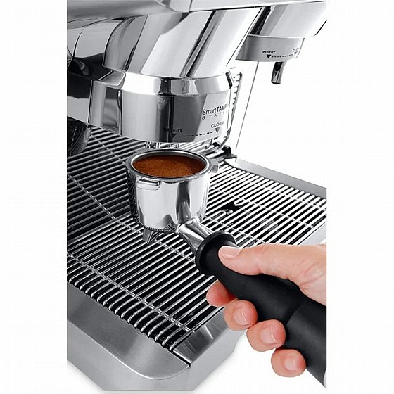 ������ ������ Delonghi La Specialista EC9335.M �� �����