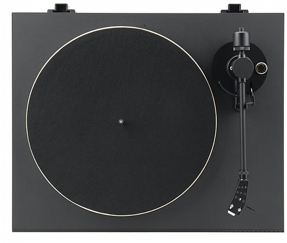 ������ ������ ������ JBL Spinner Bluetooth - ��� ��� �����